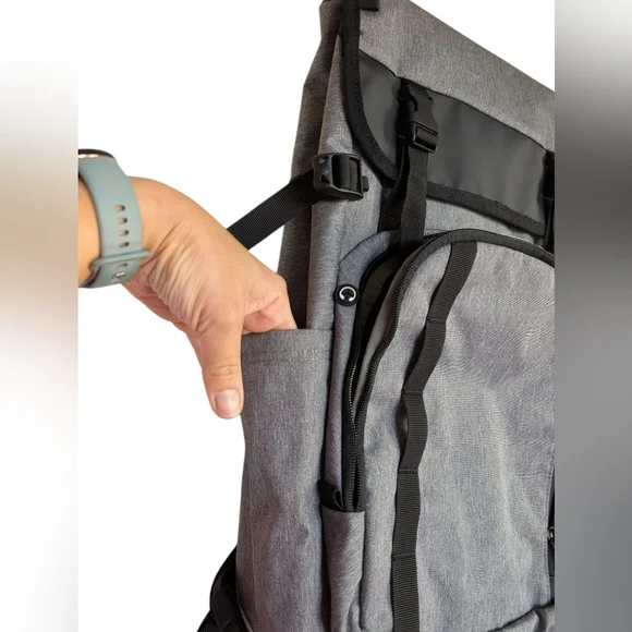 TIMBUK2 Incognito collection Gray and Black Backpack